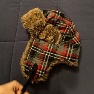 Men’s winter fuzzy hat!